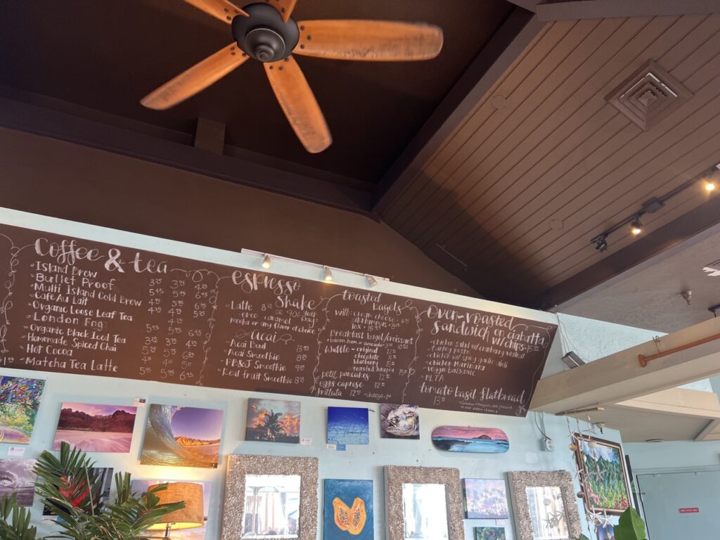 Island Brew Coffeehouse （アイランド・ブリュー・コーヒーハウス）のテラスがおすすめ！【ハワイカイショッピングセンター